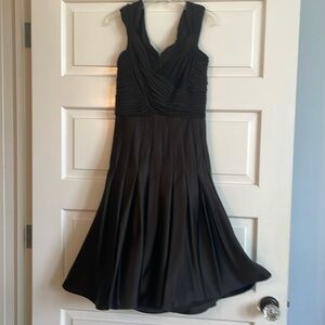 Tadashi Shoji Black Taffeta Fit and Flare Black Dress Size 4